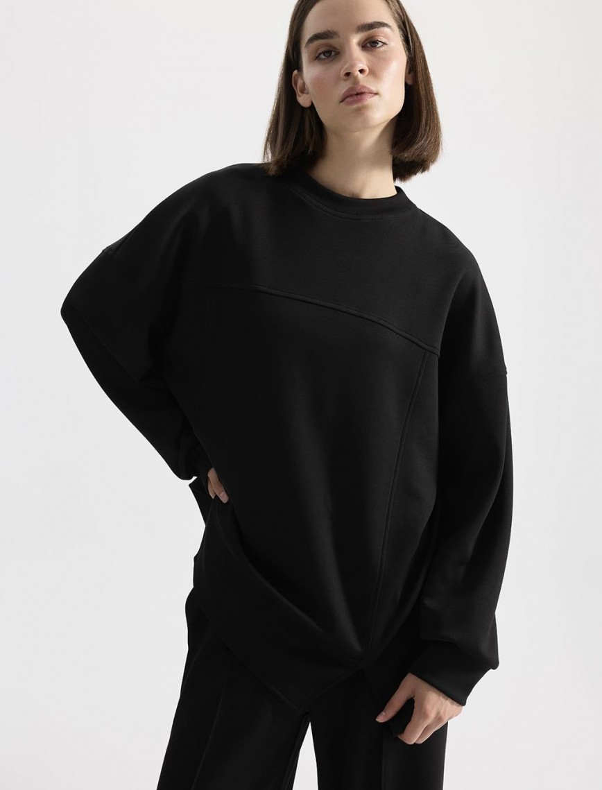 KADRİYE BAŞTÜRK  MODAL ÖRME ASİMETRİK KESİM SWEATSHIRT - SİYAH