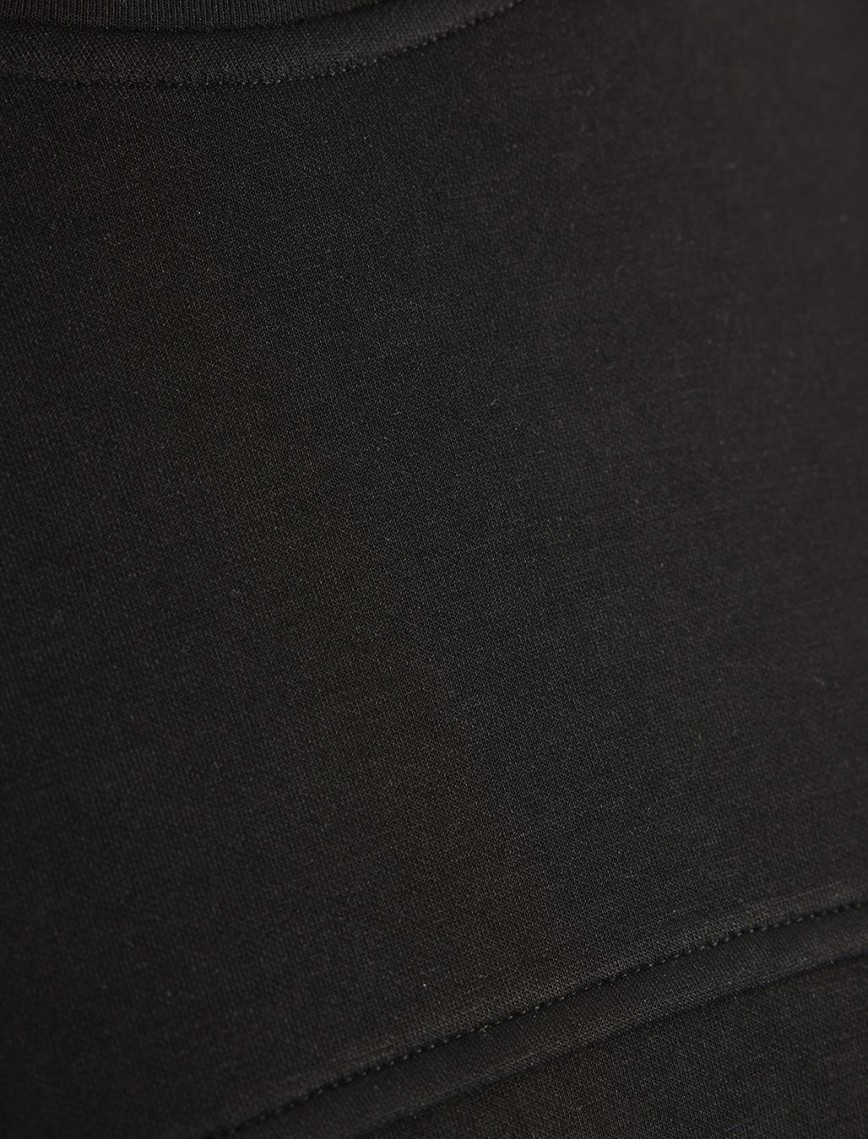 KADRİYE BAŞTÜRK  MODAL ÖRME ASİMETRİK KESİM SWEATSHIRT - SİYAH